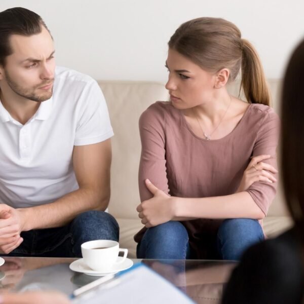 When Should You Consider Seeing a Relationship Counselor?ac