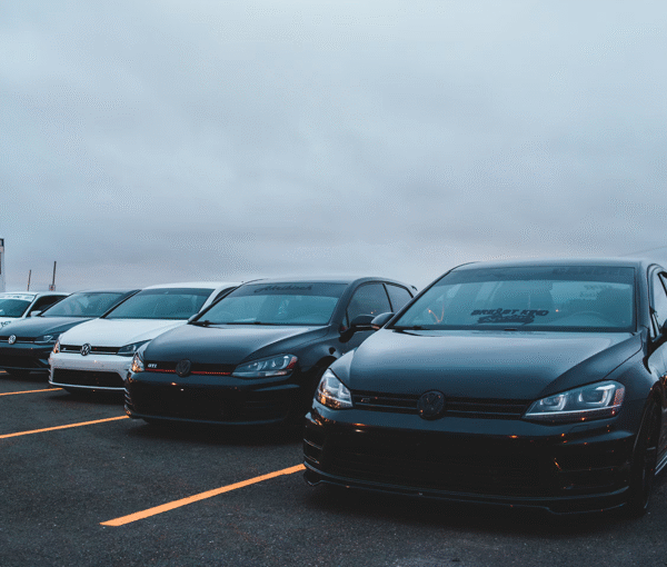 How Can You Check Battery Health, Import History and Long-Term Value When Buying a Used Hybrid Car?