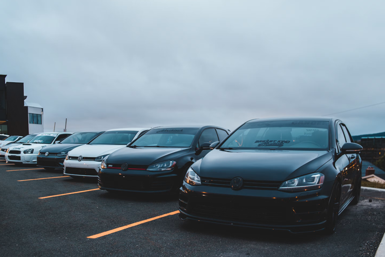 How Can You Check Battery Health, Import History and Long-Term Value When Buying a Used Hybrid Car?